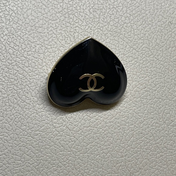 Authentic Chanel heart shape black charm - Picture 3 of 6